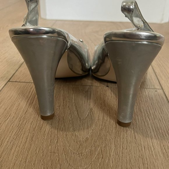 BCBG Girls silver heels with silver square buckle - Picture 7 of 11